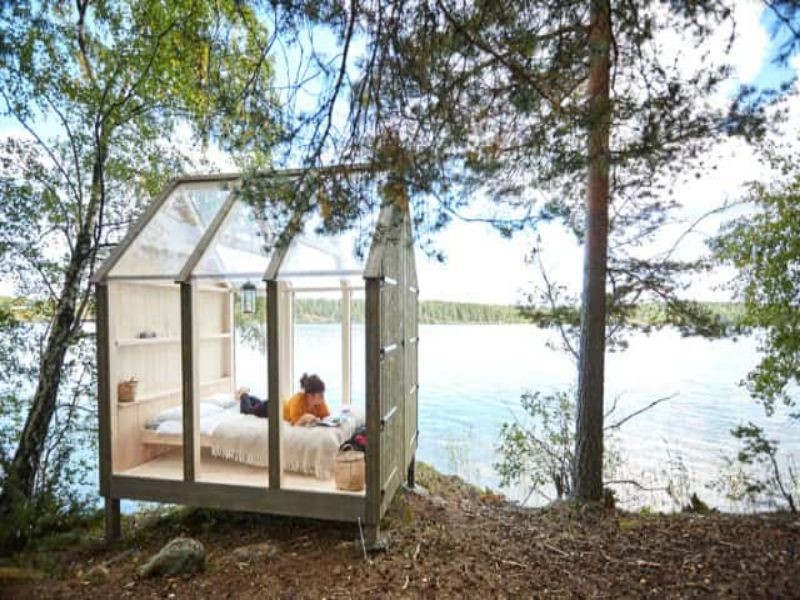 Droomhuis middenin de natuur van Zweden.Foto credits: https://www.stenebynas.se/henriksholm/