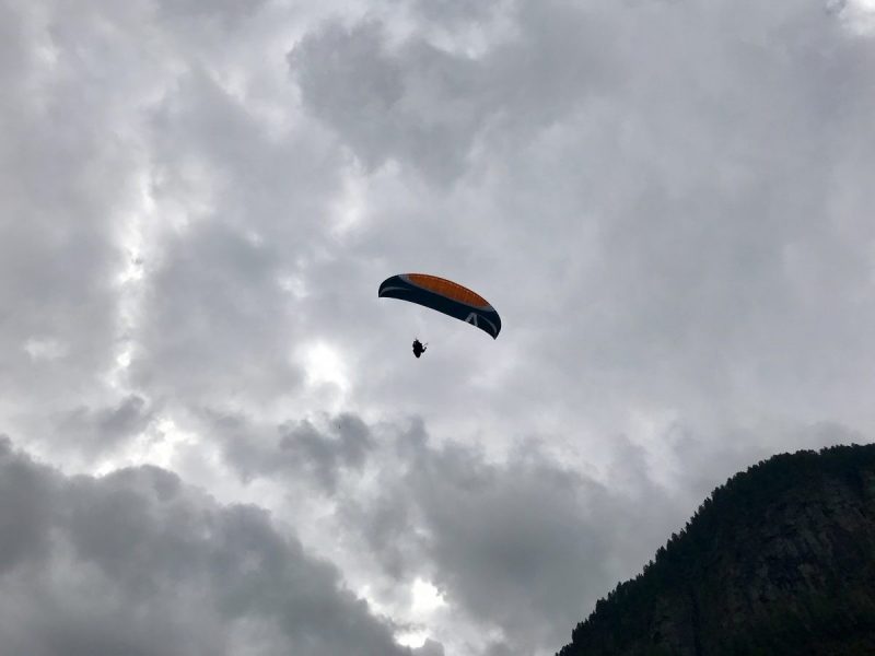 Paragliders overal!
