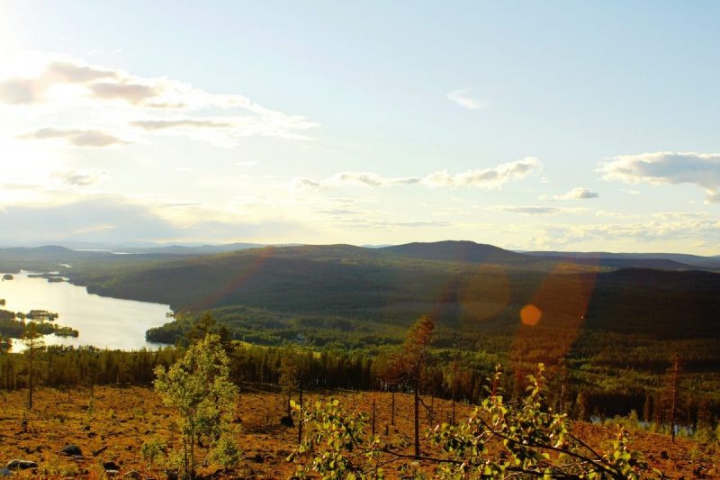 Een barbeque met uitzicht over Sami dorp Jokkmokk is natuurlijk subliem
