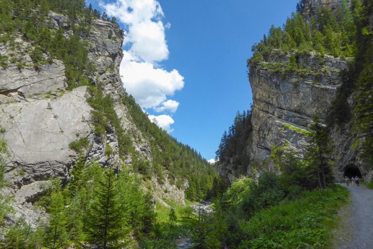 Zügenschlucht: treinen en wandelen tussen Davos en Filisur ...